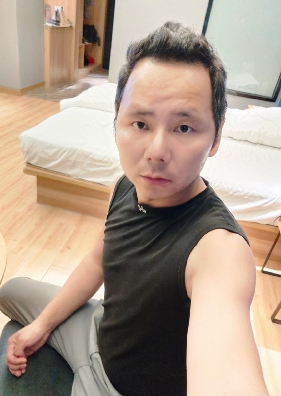 爱远的要命的第一张照片--舟山中老年相亲网
